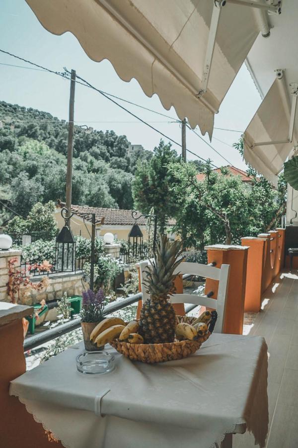 Nafsika Apartments Parga Ngoại thất bức ảnh